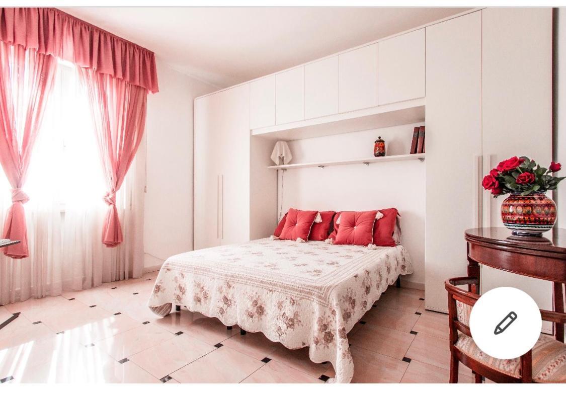 Riva Dei Fiori Apartment Viareggio Ngoại thất bức ảnh