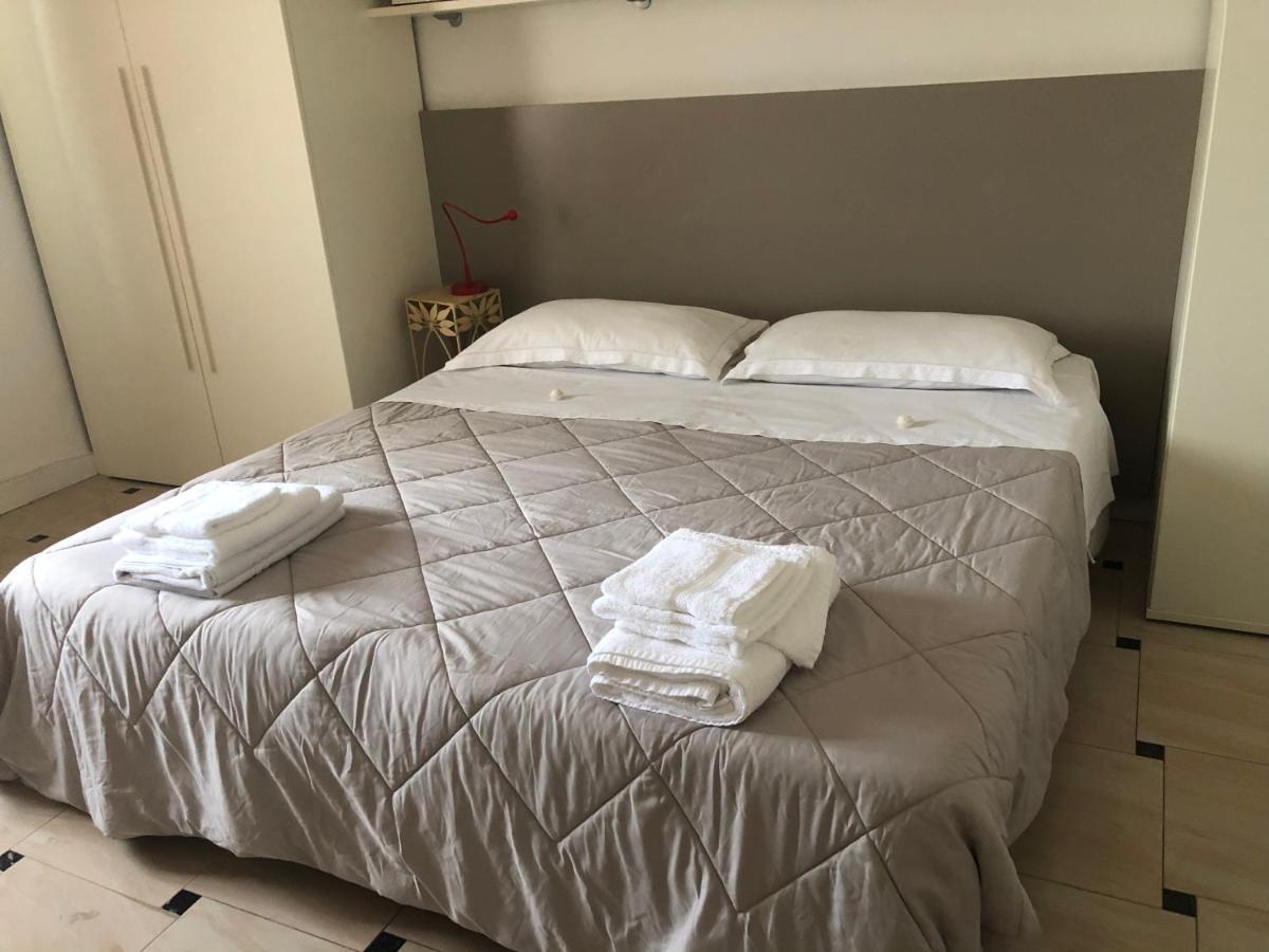 Riva Dei Fiori Apartment Viareggio Ngoại thất bức ảnh