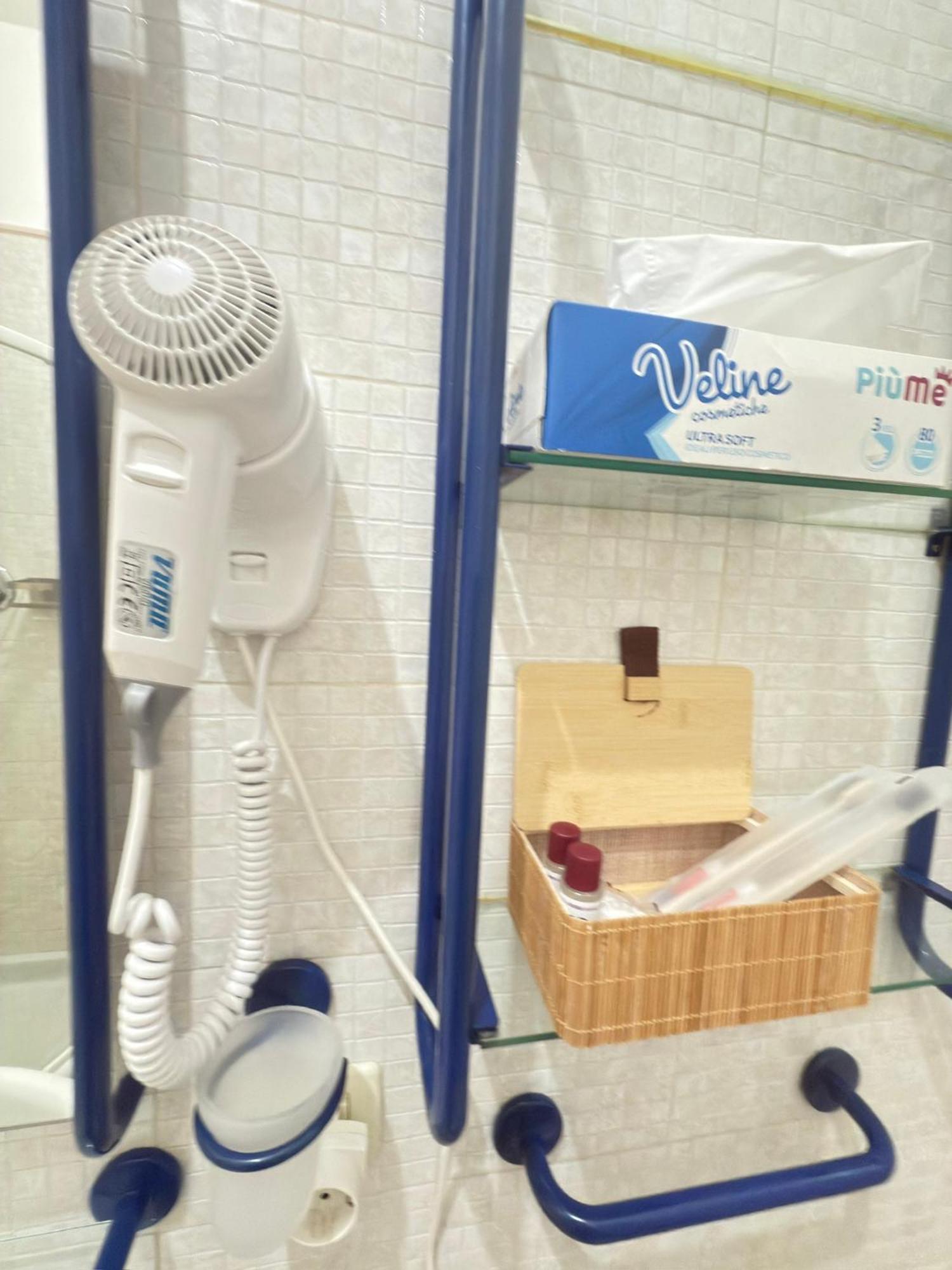 Riva Dei Fiori Apartment Viareggio Ngoại thất bức ảnh