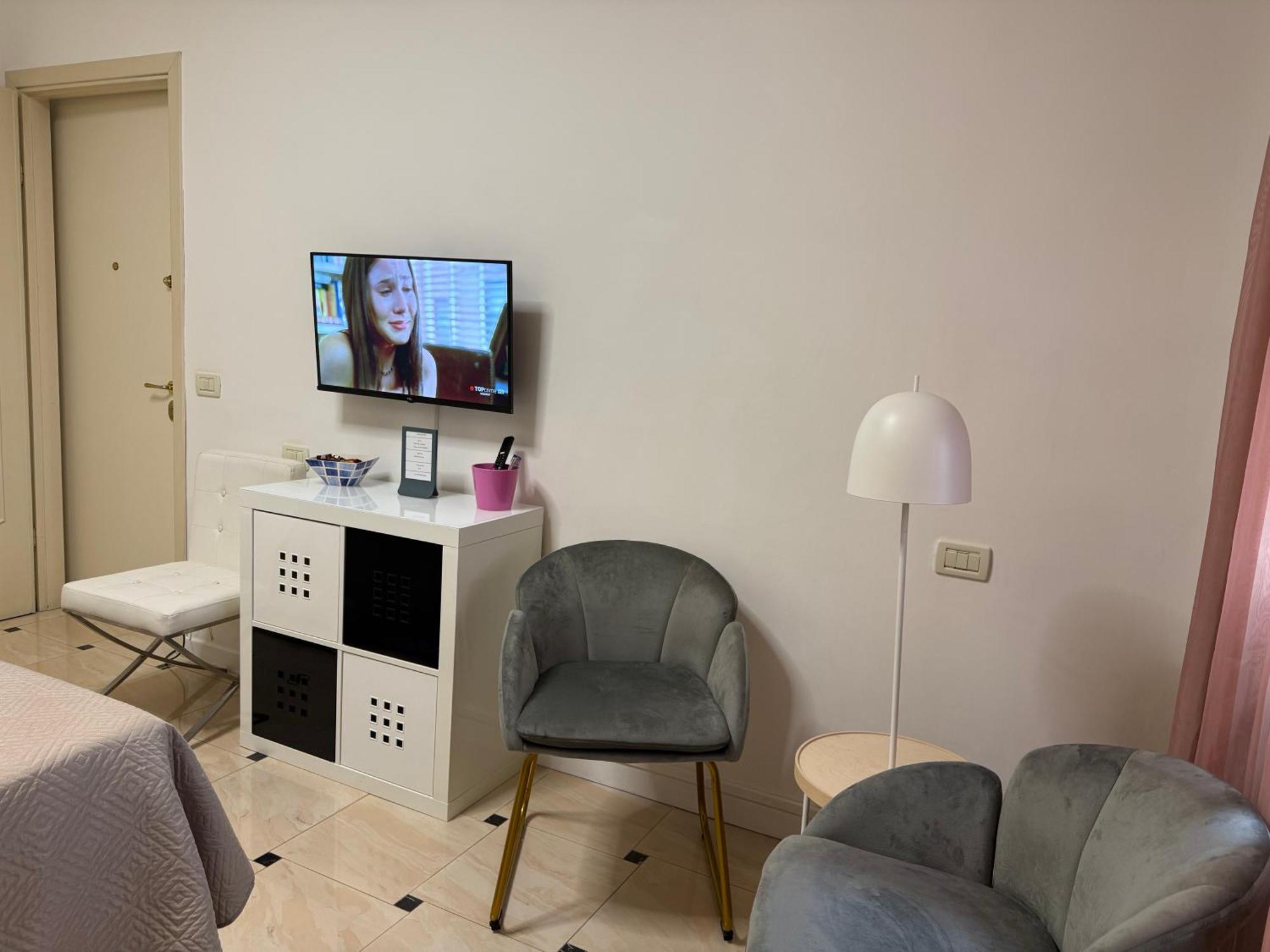 Riva Dei Fiori Apartment Viareggio Ngoại thất bức ảnh